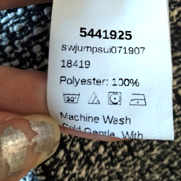 Shein Figure Flattering Tweed Sleeveless Open Side Romper w/Fringed Hem Sz M - Picture 5 of 9